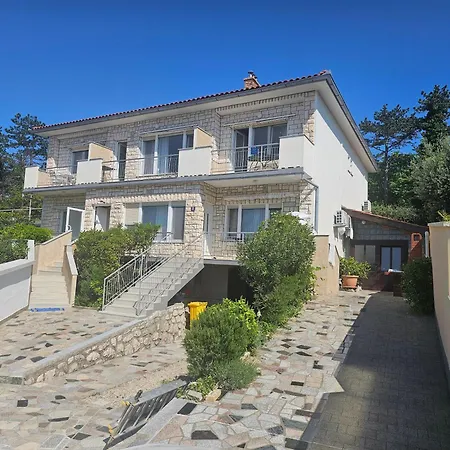 Karla Apartament